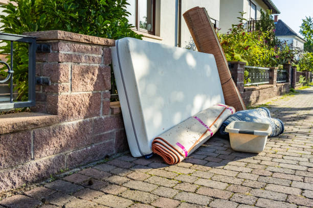 Best Yard Cleanup Services  in Colwyn, PA